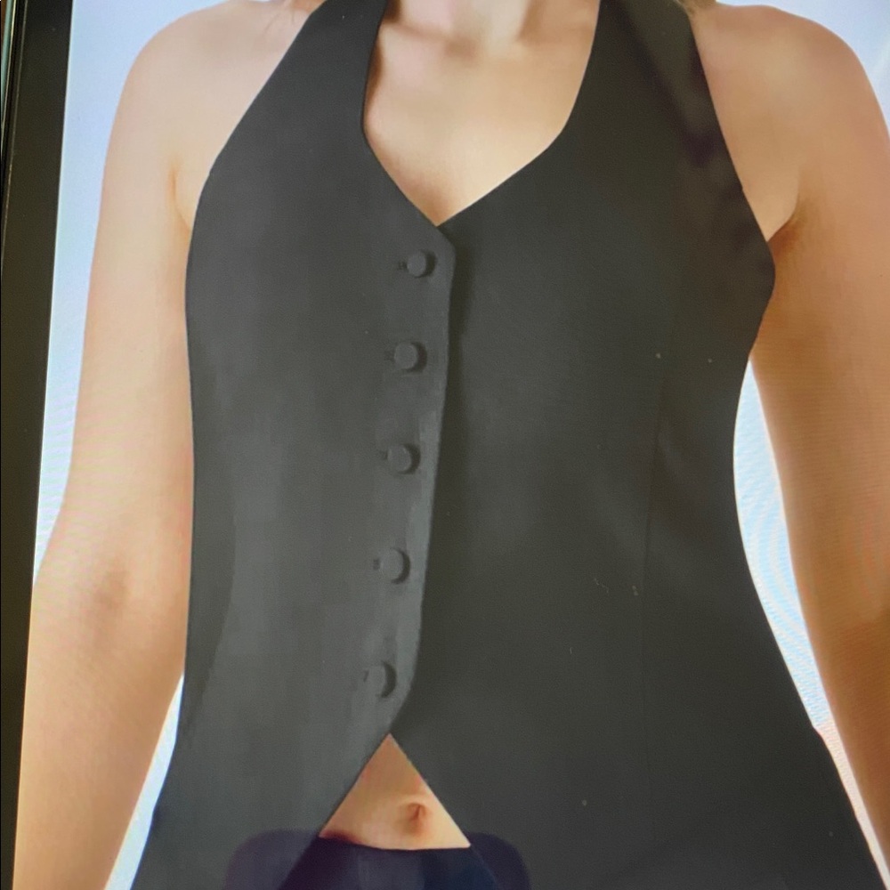 LARGE.  HALARA HALTER BACKLESS SHIRRED BUTTON WIDE LEG JUMPSUIT - Picture 4 of 11